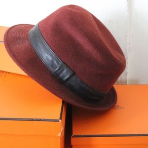 Hermes Burgundy Fedora, Size 58, 100% Cashmere